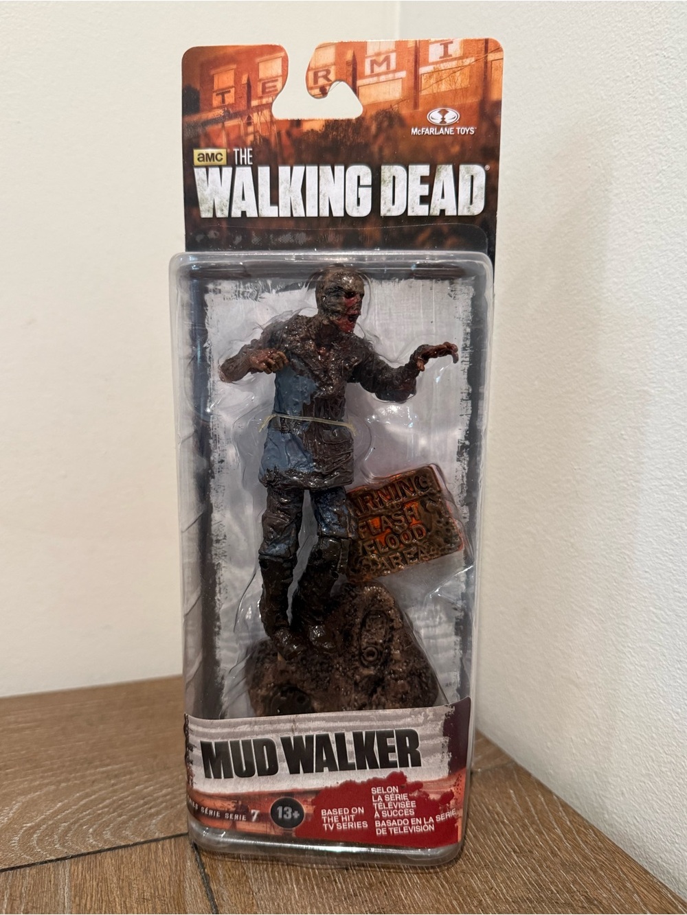 AMC The Walking Dead Series 7 MUD WALKER Action Figure McFarlane New In Box